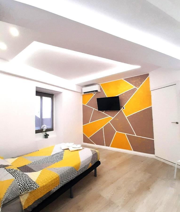 Fantastic 2 Bedrooms, Just 20 Meters From Ocean Playa de las Americas  Exteriér fotografie